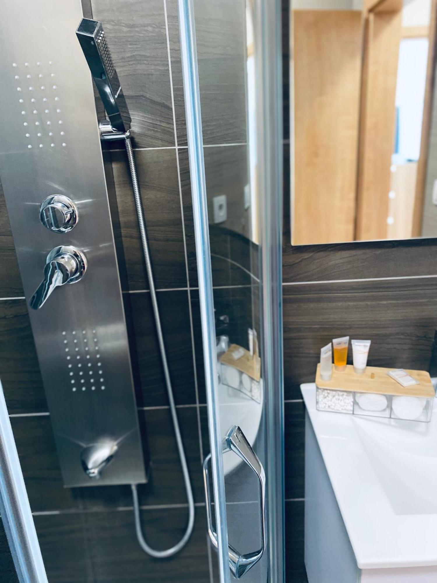 Apartman Na Brehu Lipna Černá v Pošumaví Екстериор снимка