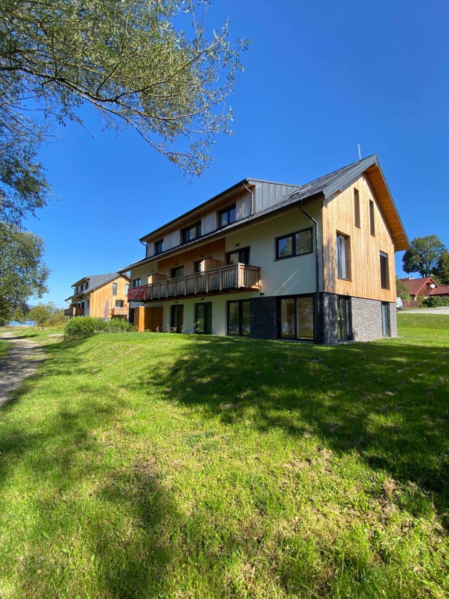 Apartman Na Brehu Lipna Černá v Pošumaví Екстериор снимка
