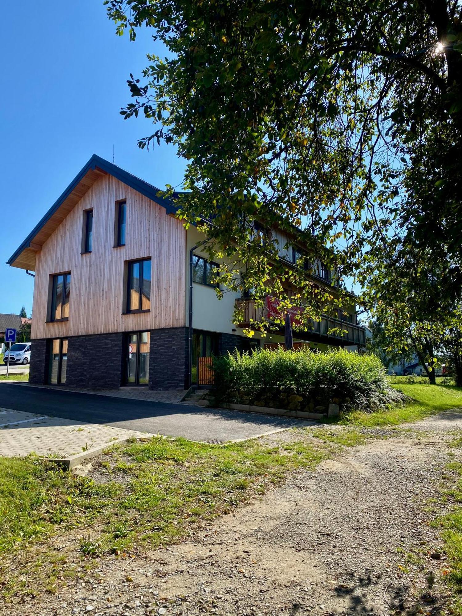 Apartman Na Brehu Lipna Černá v Pošumaví Екстериор снимка